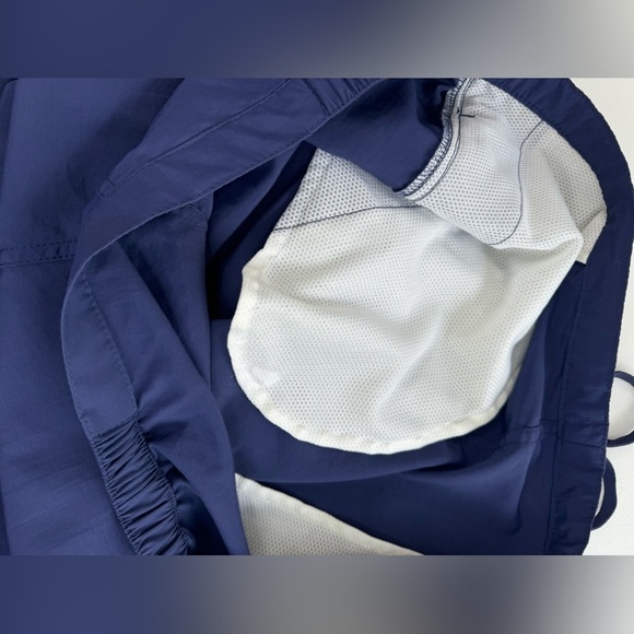 L.L. Bean Pull On Mesh Pocket Crop Hiking Athletic Pants Womens Large - Picture 8 of 9